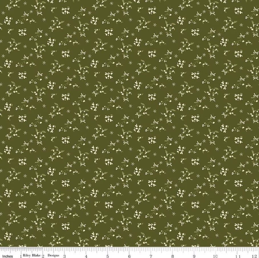 Christmas Greetings Berries Green Sandy Gervais Riley Blake Designs Cotton Fabric RB-C17662-GREEN | US Fabric Shop