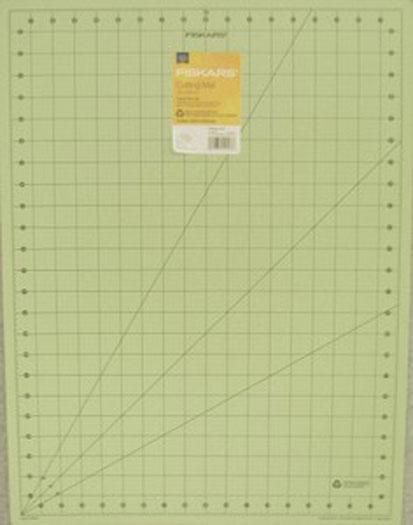 Eco Rotary Cutting Mat Light Green 18"x24" Fiskars 01-005900