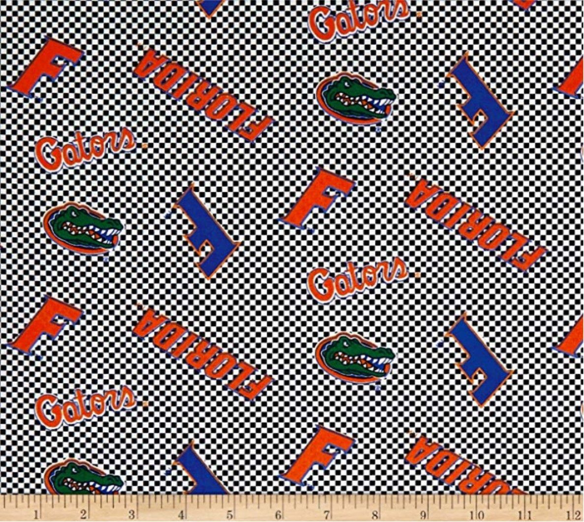 Florida Gators NCAA College Tossed Checkered Sykel Cotton Fabric FL-1132