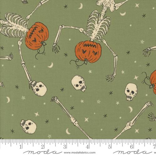 Home Sweet Haunt Dancing Skeleton Pumpkin Moss Light Green Stacy Lest Hsu Moda Cotton Fabric MD-20913-15
