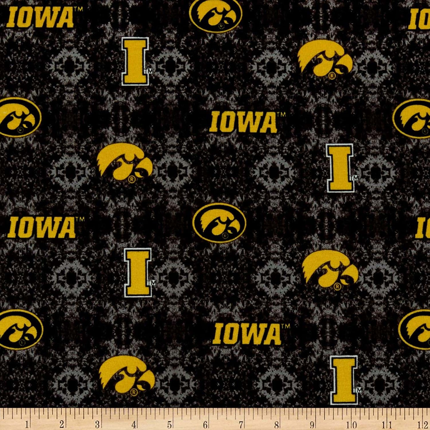 Iowa Hawkeyes NCAA College Tie Dye Sykel Cotton FLANNEL Fabric IA-1191