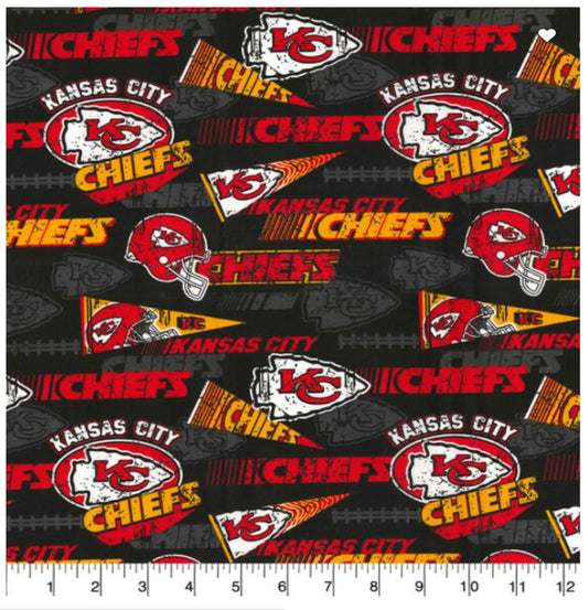 Kansas City Chiefs NFL Football Retro Fabric Traditions Cotton Fabric NFL-70112D