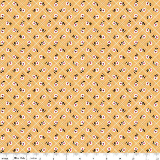 Prairie Rose Heirloom Daisy Lori Holt Riley Blake Designs Cotton Fabric RB-C12303-DAISY