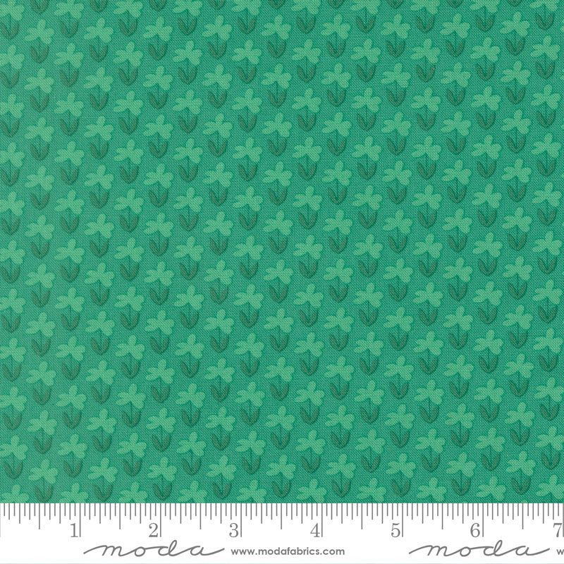 Scenery Meadow Jade Green Elizabeth Hartman Moda Cotton Fabric MD-51271-16