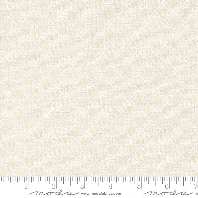 Sunbonnet Lattice Porcelain White My Sew Quilty Life Moda Cotton Fabric MD-31768-51