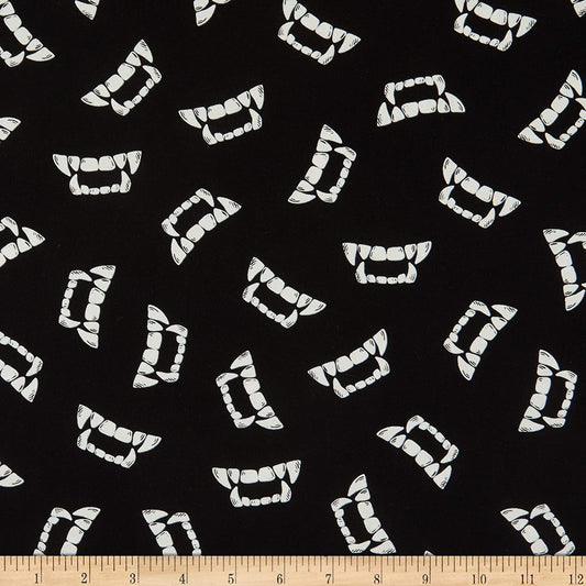 Vampire Teeth Glow the Dark Fun Black Timeless Treasures Cotton Fabric TT-CG8539 Black