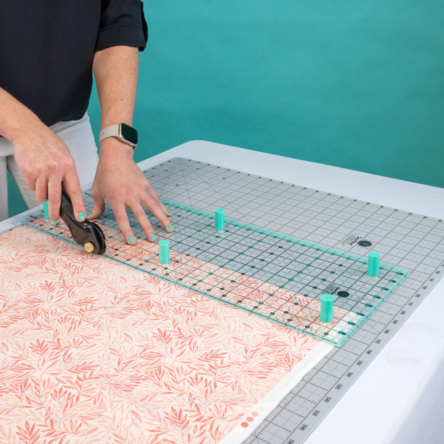Sew Magnetic Cutting System - Expanded Kit Right Handed System SewTites ST-CS-2442M-824R-16BT