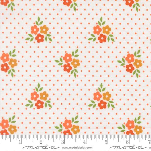 Birch & Willow Autumn Florals Cloud White Sherri & Chelsi Moda Cotton Fabric MD-37727-11