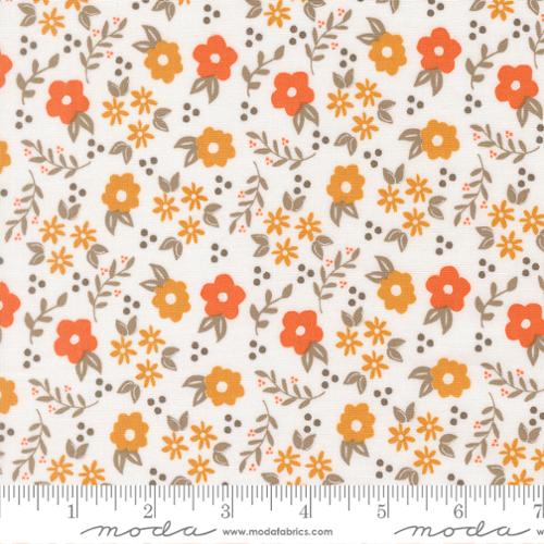 Birch & Willow Mums Florals Cloud White Sherri & Chelsi Moda Cotton Fabric MD-37725-11