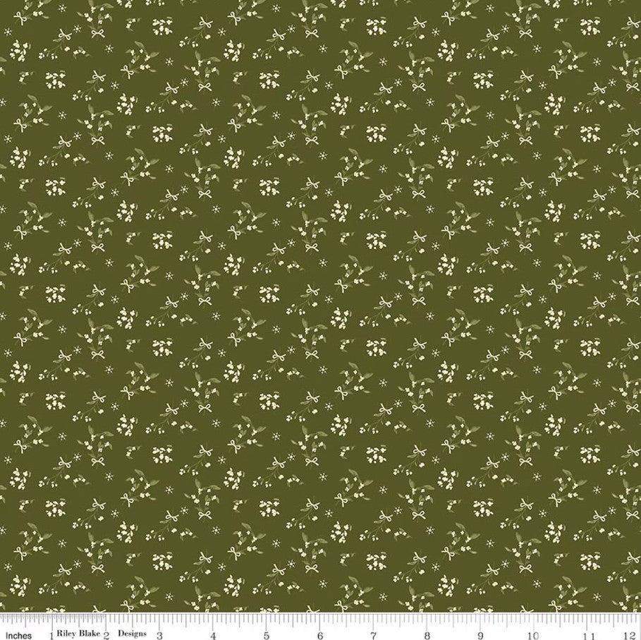 Christmas Greetings Berries Green Sandy Gervais Riley Blake Designs Cotton Fabric RB-C17662-GREEN