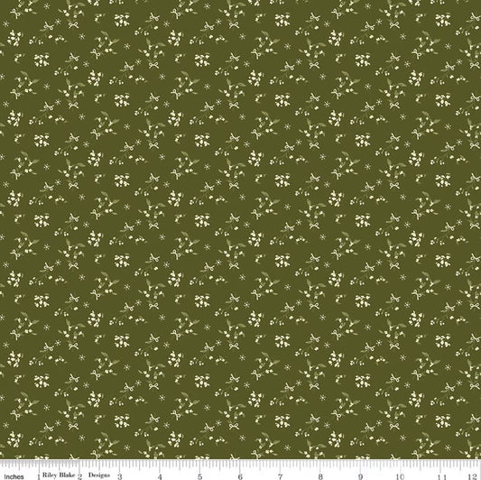 Christmas Greetings Berries Green Sandy Gervais Riley Blake Designs Cotton Fabric RB-C17662-GREEN