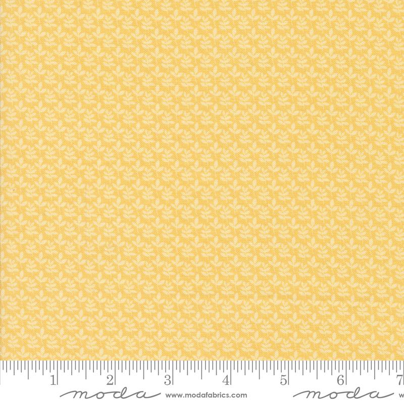 Georgia Leaves Tonal Blenders Afternoon Yellow Brenda Riddle Designs Moda Fabrics Cotton Fabric