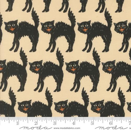 Home Sweet Haunt Little Black Cat Bone Multi Stacy Lest Hsu Moda Cotton Fabric MD-20915-11