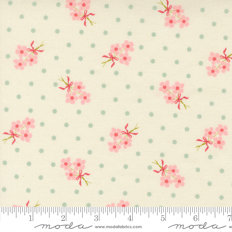 Lyda Rose Small Floral Bouquet with Dots Porcelain Ivory Bunny Hill Designs Moda Cotton Fabric MD-3072-11