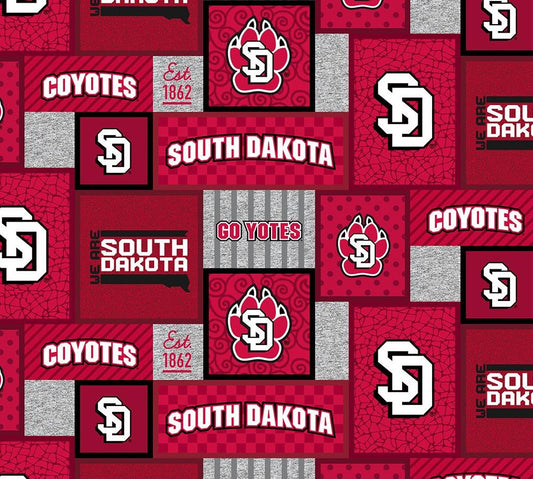 South Dakota Coyotes NCAA College Patch Sykel Enterprises Polyester FLEECE Fabric SD-1177