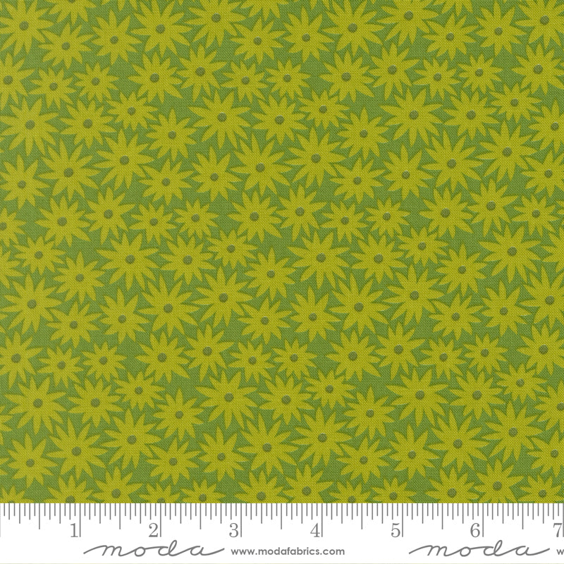 Scenery Sedum Limeade Green Elizabeth Hartman Moda Cotton Fabric MD-51270-14