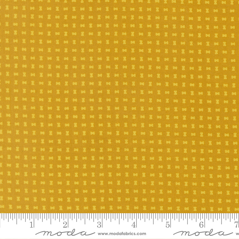 Scenery Spools Golden Elizabeth Hartman Moda Cotton Fabric MD-51277-12