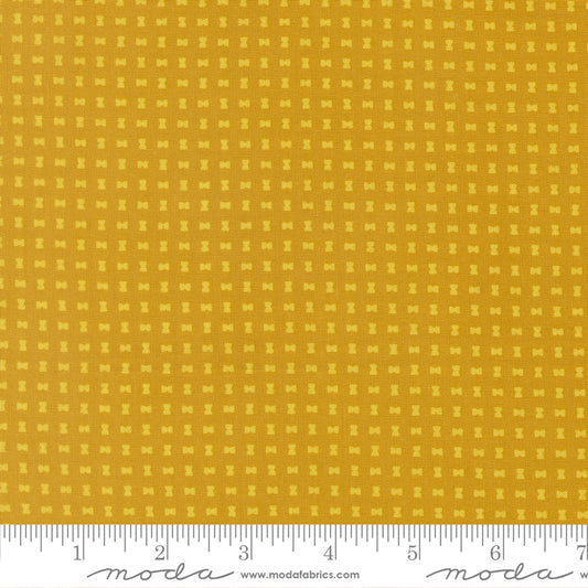 Scenery Spools Golden Elizabeth Hartman Moda Cotton Fabric MD-51277-12